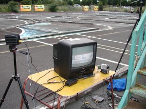 �I���{�[�h�J�����p���j�^