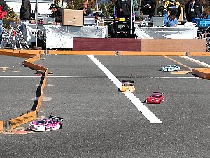 ���[�N�X�f�����s