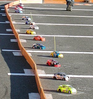 �}�C�N���r�[�g��A���C������