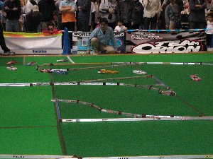 �I�[�v���N���X����